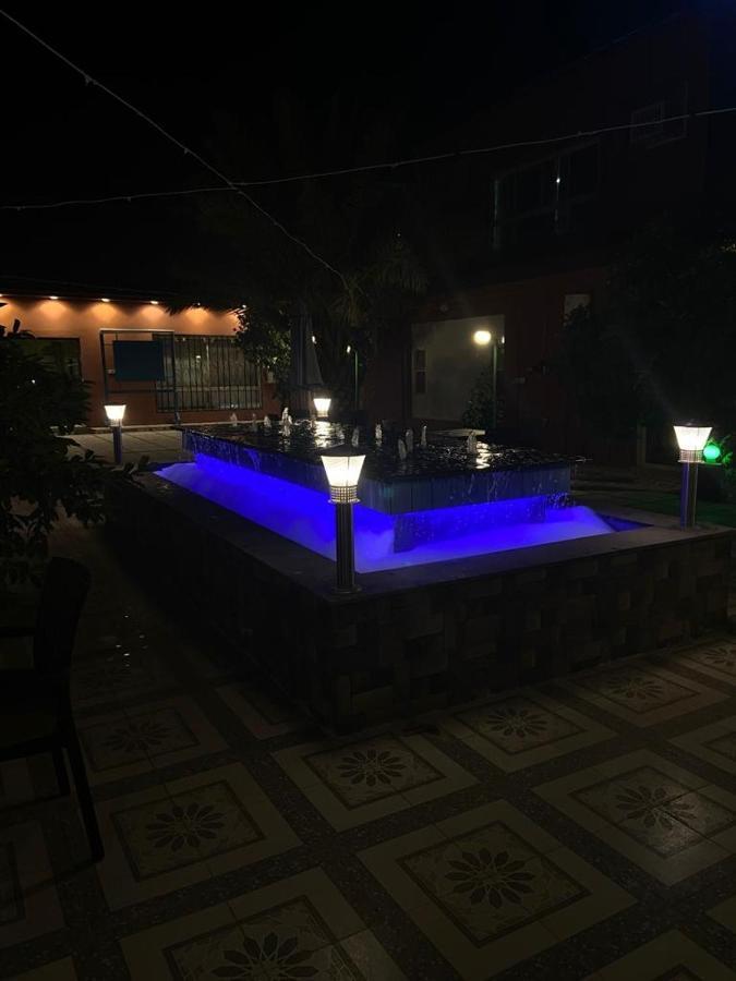 فندق ادوماتو Adomato Hotel Dawmat al-Jandal Esterno foto
