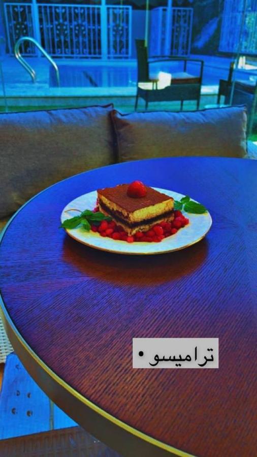فندق ادوماتو Adomato Hotel Dawmat al-Jandal Esterno foto