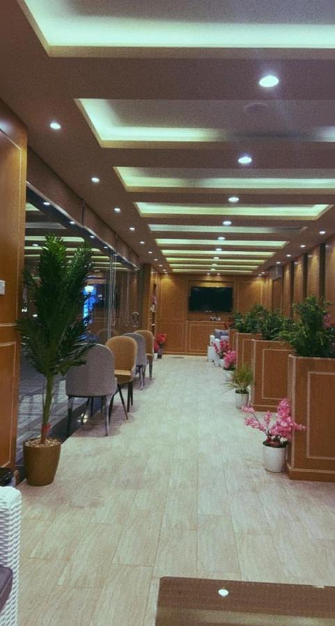 فندق ادوماتو Adomato Hotel Dawmat al-Jandal Esterno foto