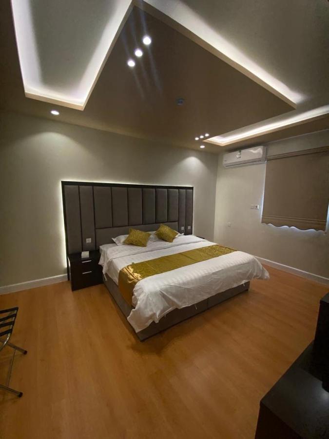 فندق ادوماتو Adomato Hotel Dawmat al-Jandal Esterno foto