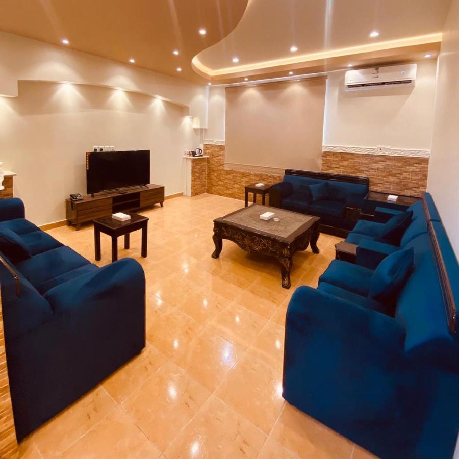 فندق ادوماتو Adomato Hotel Dawmat al-Jandal Esterno foto