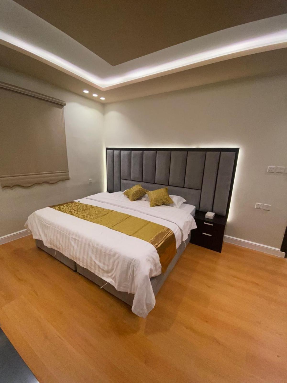فندق ادوماتو Adomato Hotel Dawmat al-Jandal Esterno foto